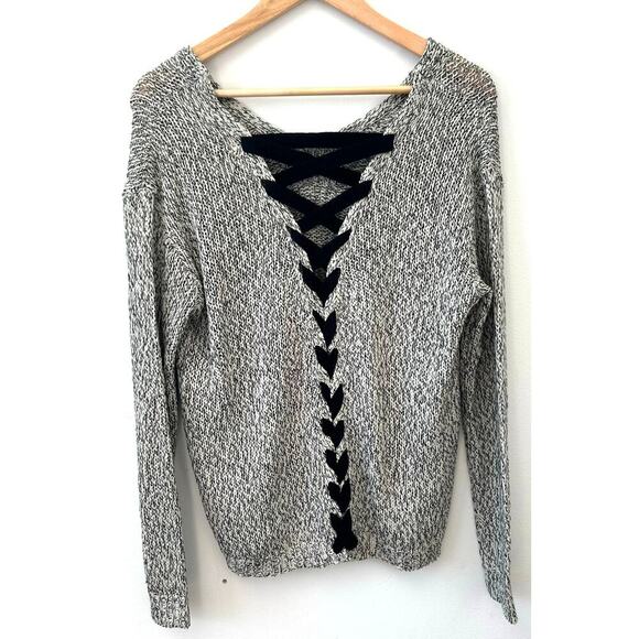 Harper Heritage Lace up Back Sweater Black & White Sz Large - Picture 2 of 5